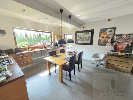 Dom wolnostojący w doskonałej lokalizacji - Photo 2