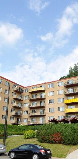 4 1/2 SILLERY PLAZA - PROMENADE CHAMPLAIN- libre - Photo 1