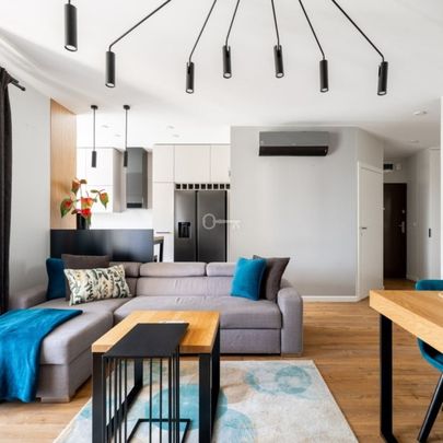 CZTEROKOPOJOWE MIESZKANIE ŚWIEŻO PO REMONCIE NA BL - Photo 1