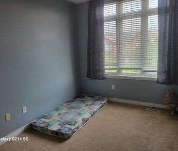 For Lease - 18 Asner(main and second floor) Avenue, Vaughan, Ontario - Photo 3