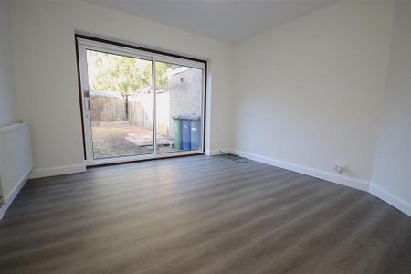 2 bedroom maisonette to rent - Photo 2