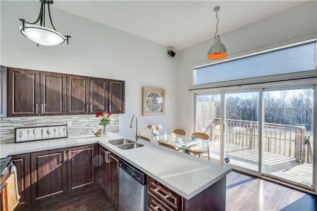 For Lease - 840 Dundas Street Unit# 18, Mississauga, Ontario - Photo 3