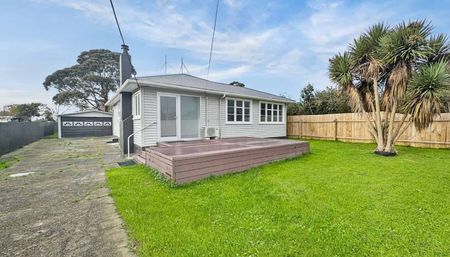 THREE BEDROOMS IN SHANNON - Photo 5