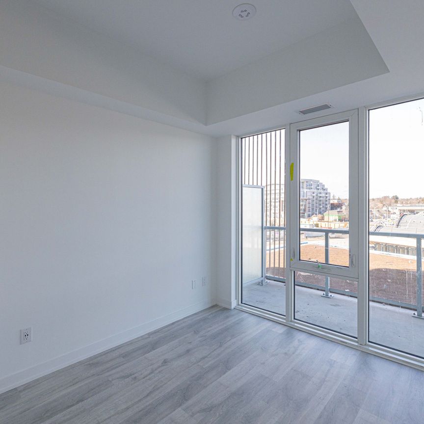 For Lease - 220 Missinnihe Way Unit# 427, Mississauga, Ontario - Photo 1