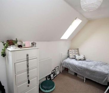 Pheasant Close, Four Marks, Alton, Hampshire, GU34 - Photo 6