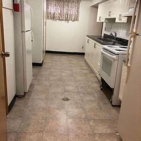 For Lease - 109 Rodda Boulevard Unit# Lower, Toronto, Ontario - Photo 1