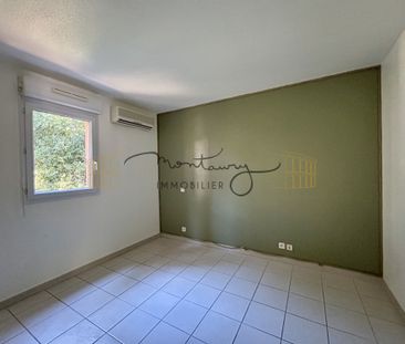 COUP DE COEUR : P3 AVEC TERRASSE ET PARKING EN DERNIER ETAGE - Photo 3