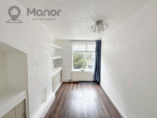 2 bedroom terraced house to rent - Photo 1