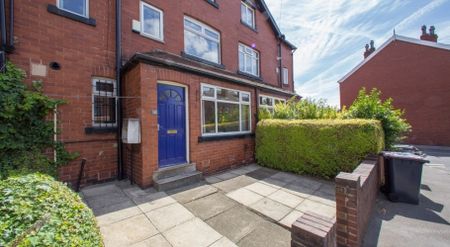 4 Hessle Road, Hyde Park, Leeds, LS6 1EH - Photo 4