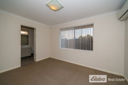 Convenient Location - Photo 2