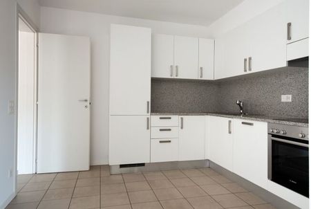Apartment - Photo 2