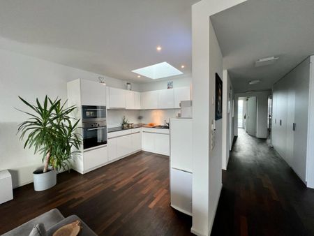 möblierte 3.5 Zimmer-Attikawohnung in Luzern - Photo 2