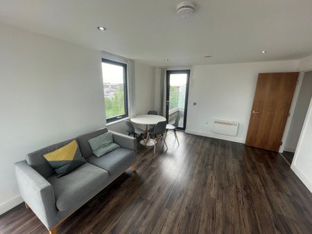 2 bedroom flat to rent - Photo 4