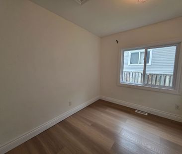 For Lease - 257 Pine Beach Drive, Georgina, Ontario - Photo 5