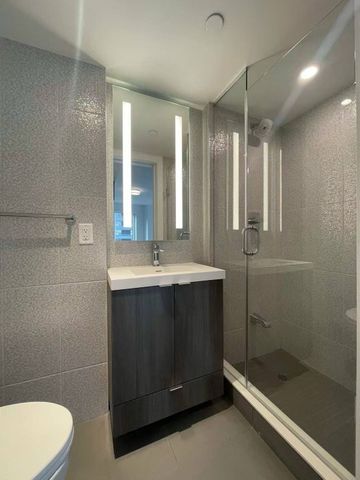 For Lease - 575 Bloor Street Unit# 907 One Bed/One Bath, Toronto, Ontario - Photo 3
