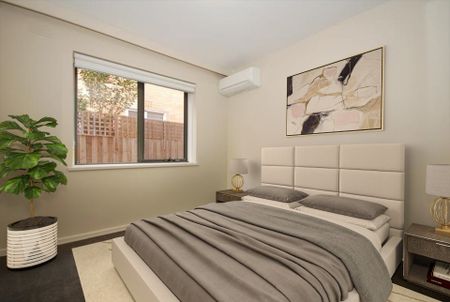 Central & Spacious! - Photo 4