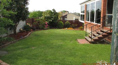 Stunning 4BR Family Home in Glenwood - Photo 5