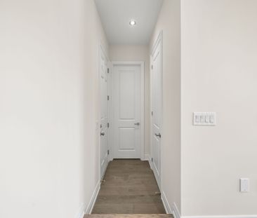 For Lease - 261 Seaview Heights, East Gwillimbury, Ontario - Photo 3