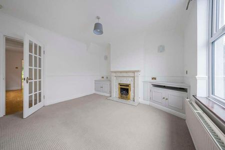 St. Johns Road, Uxbridge, UB8 - Photo 4