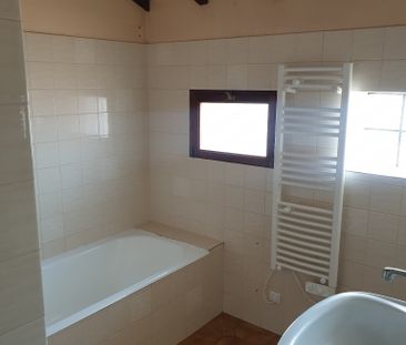 Toulouse Lardenne : T2, 52 m2, une place de parking en sus, résiden... - Photo 5