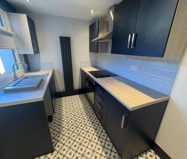 3 bedroom terraced house to rent - Photo 6