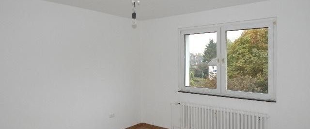 Komplett renovierte 3-Zimmer -Wohnung in ruhiger bevorzugter Wohnlage - Photo 1