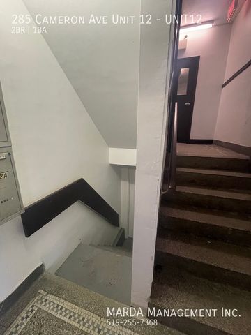 MODERN 2 BED/1 BATH NEAR UNIVERSITY OF WINDSOR+HYDRO - Photo 3