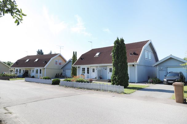 Västra Säbygatan 8 A - Photo 1