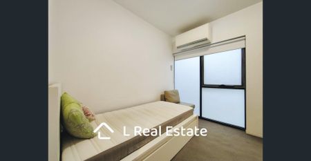 Furnished 2 Bedroom 2 Bathroom Apartment - Photo 3