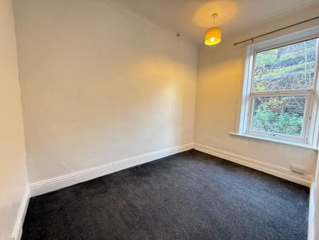 2 bedroom semi-detached house to rent - Photo 2