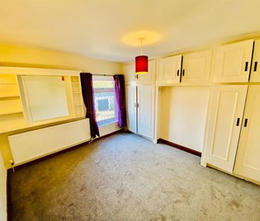 Lockwood Road, Kingsley Holt ST10 2BE - Photo 2