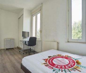 FAUBOURG DE BETHUNE Roommate 4 Bedrooms at Douai - Photo 3
