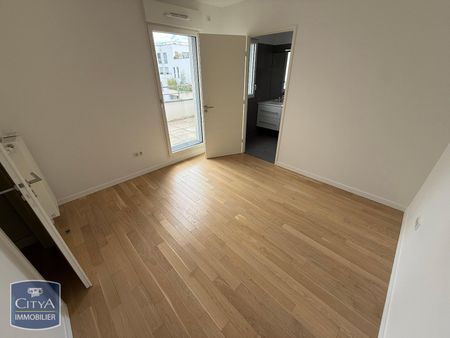Location Appartement 5 pièces 108m² RUEIL MALMAISON 92500 - Photo 3