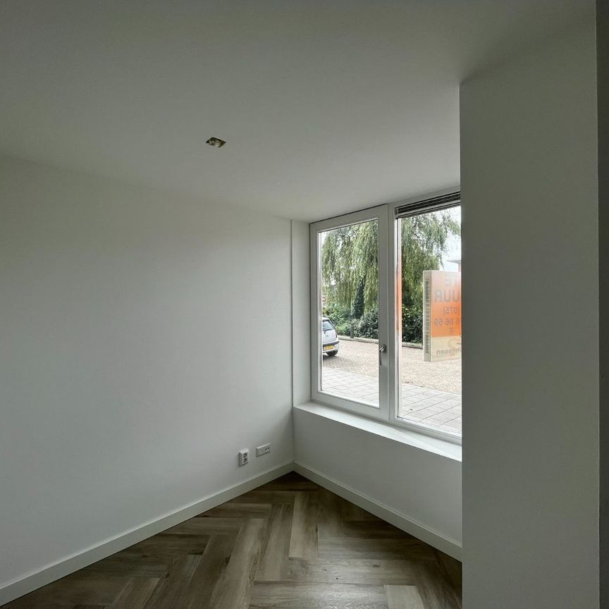 Appartement te huur: Eikelaan 84-E 1561 CG Krommenie - Photo 1