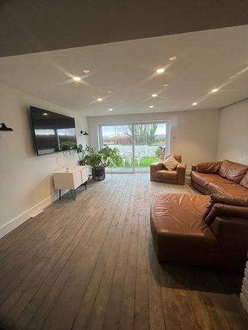 Lever Street, Little Lever - Photo 2