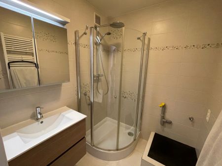 Modern gelijkvloersappartement op gunstige ligging met garagebox in Kapellen! - Foto 2