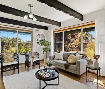 Sunlit Family Retreat - Photo 5