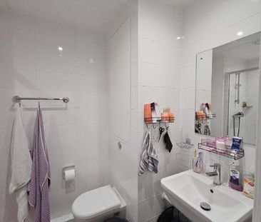 Studio Flat, Perth Road, IG2 - Photo 5