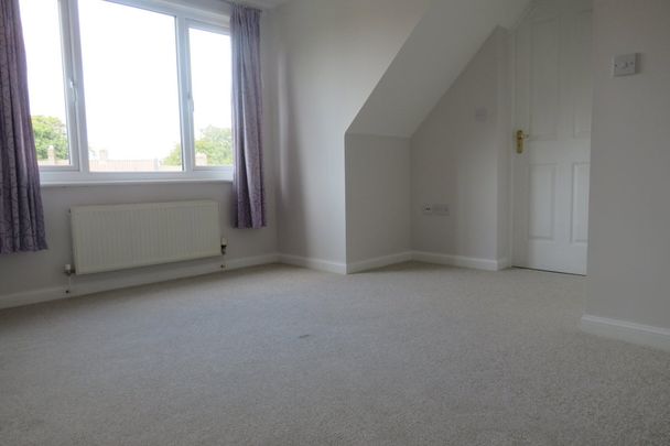 Blandford Close - Photo 1