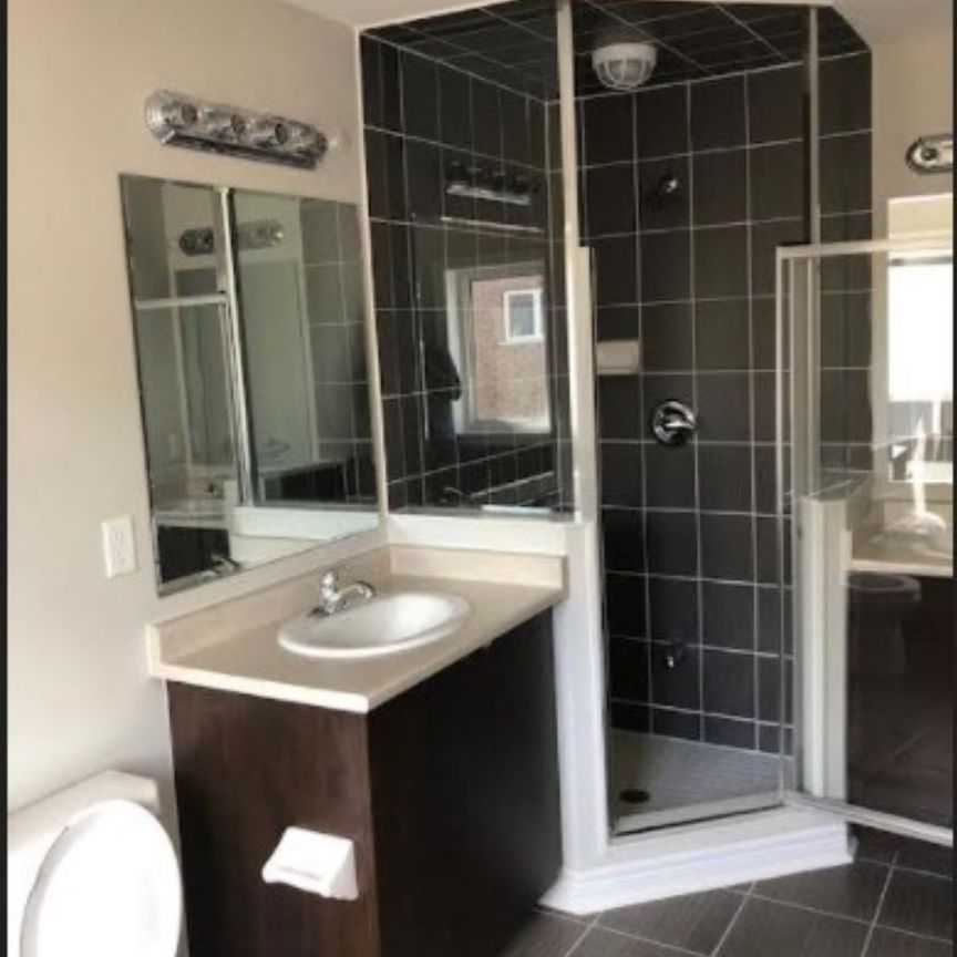 For Lease - 148 Finegan Circle, Brampton, Ontario - Photo 1