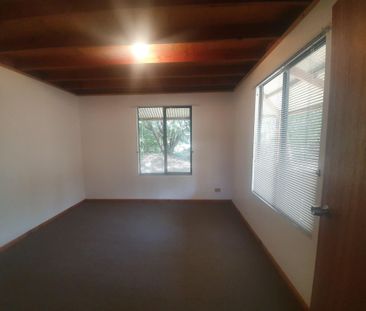 Welcome to Your Dream Rental Home! - Photo 4