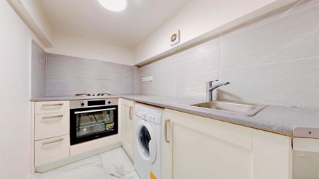 1 Bed 1 Bath, Flat A, 20 - Photo 5