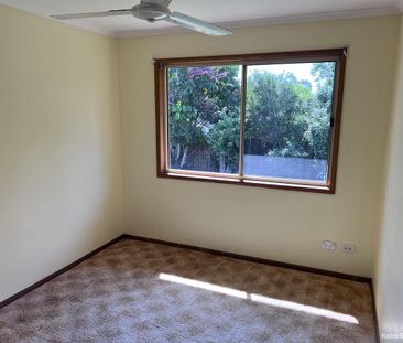 NEAT AND TIDY 3 BEDROOM HOME IN URANGAN! - Photo 4