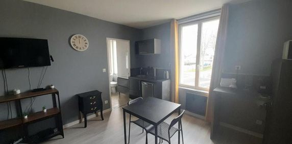 Location Appartement 1 pièce 23m² NAZELLES NEGRON 37530 - Photo 2