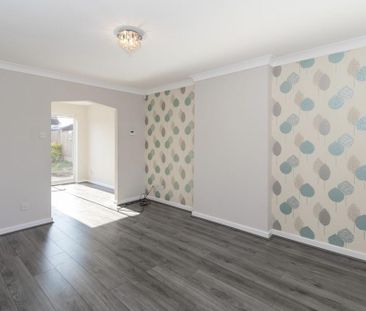 2 bedroom house to rent - Photo 1