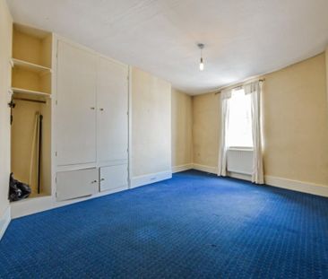 2 bedroom maisonette to rent - Photo 4