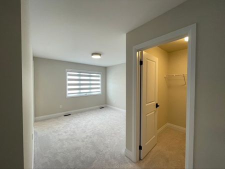 For Lease - 14 Sweet Cicely Street, Springwater, Ontario - Photo 3