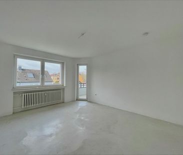 Geräumige 3- Zi.-Wohnung mit Balkon! - Photo 1