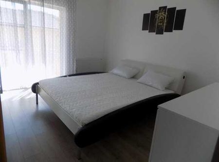 Inchiriere 2 camere, 57 mp, decomandat, mobilier NOU! Zona Porii! - Photo 2