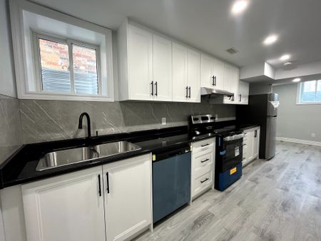 For Lease - 22 Amboise Crescent Unit# Basement, Brampton, Ontario - Photo 5